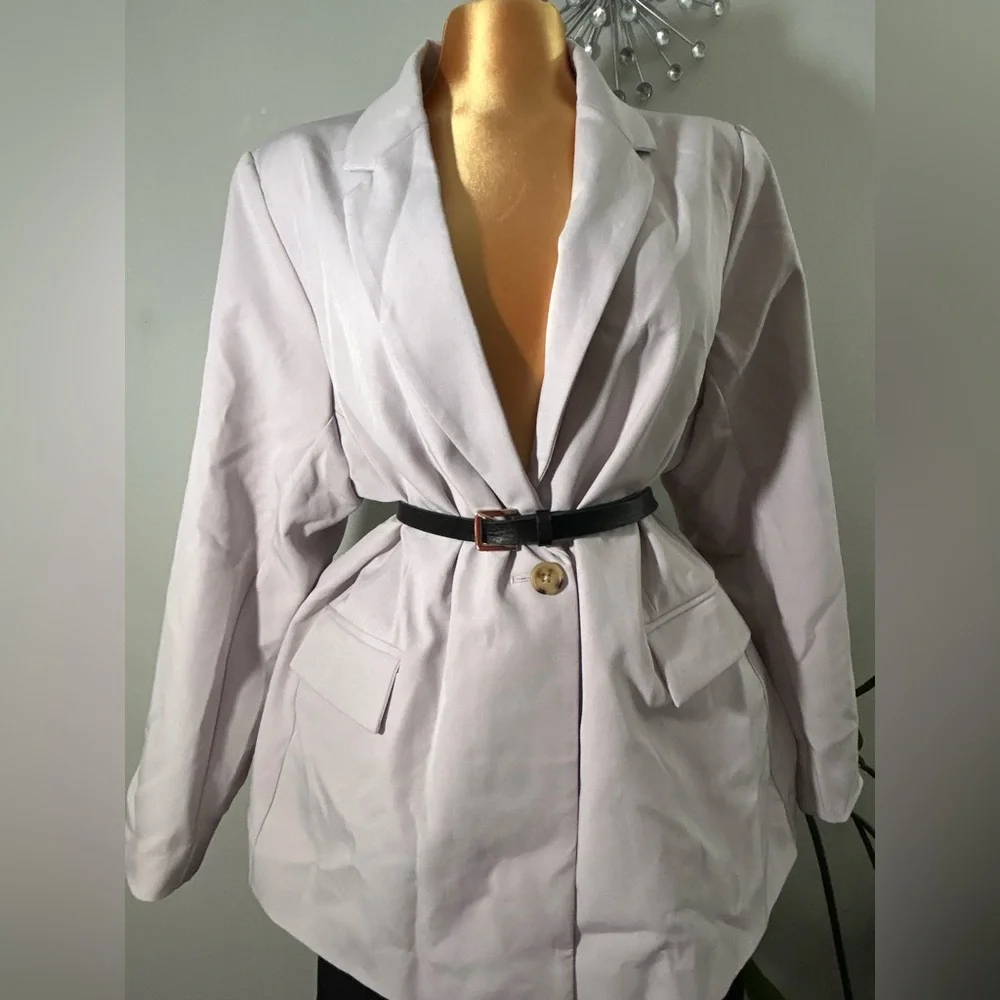 Women's Belted Blazer Jacket - Light Lavandarish - Picture 4 of 8
